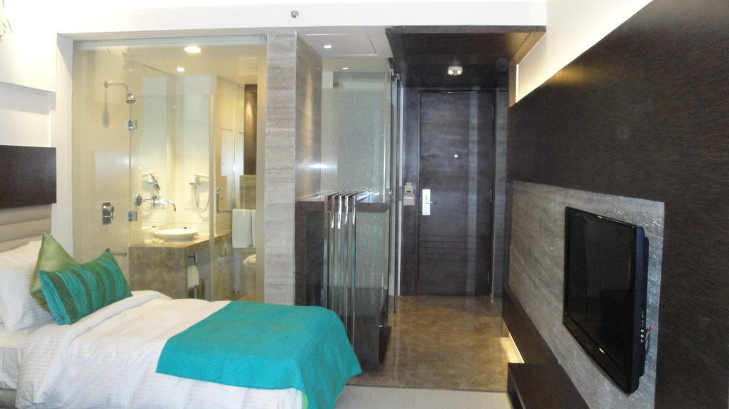 Maya Hotel Chandīgarh Eksteriør billede